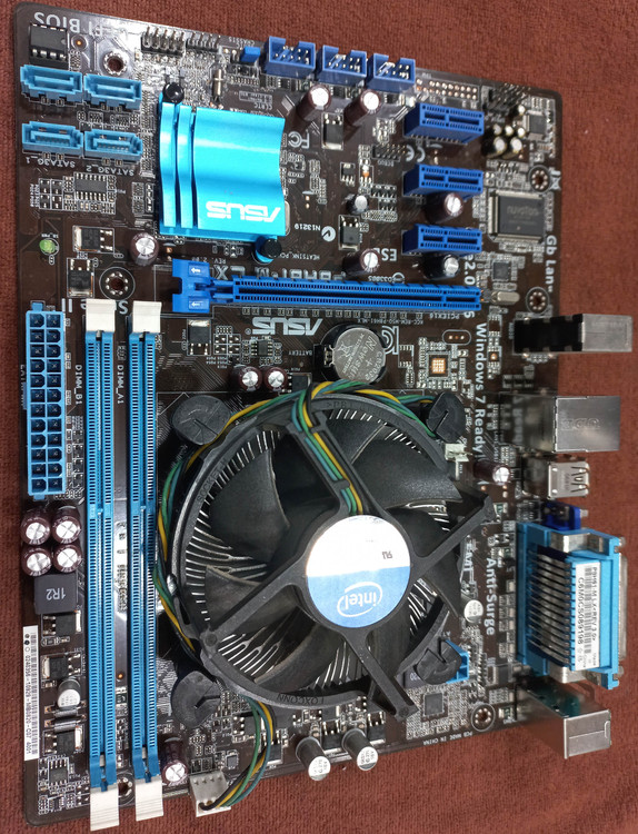 خرید مادربرد استوک ، خرید آنلاین مادربرد استوک ، قیمت مادربرد استوک ، بهترین مادربرد استوک