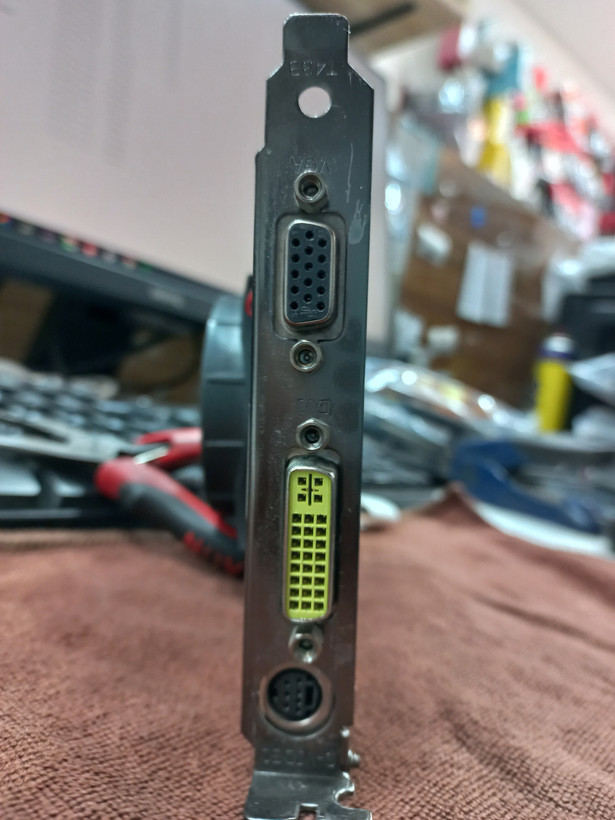 کارت گرافیک Nvidia 9500 GT 1GB DDR2، خروجی HDMI و DVI و VGA، بدون نیاز به برق جداگانه، گارانتی سلامت کالا، ارسال سریع