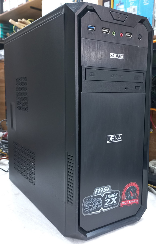 سیستم کامل مونتاژ شده، کیس با دیواره شیشه ای، کامپیوتر مناسب گیم و کار، I5 3330 رم ۸، SSD سرعت بالا، هارد یک ترابایت، کارت گرافیک DDR5