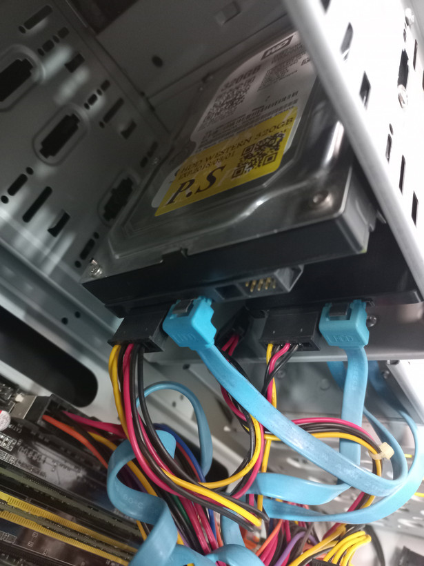 کامپیوتر کلاسیک مگنوم، مادربرد باکیفیت ایسوس، سوکت LGA 775، رم پرظرفیت ۸ گیگ، SSD پرسرعت ۶۴ گیگ، بهترین گزینه با بودجه محدود