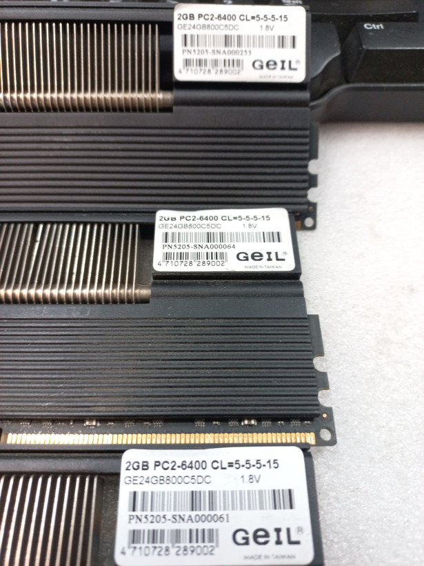 رم ژل ۲ گیگابایت DDR2 800 مگاهرتز PC2-6400، حافظه رم دسکتاپ ۲ گیگ، مدل GX22GB6400UDC، فرم فاکتور DIMM 240 پین