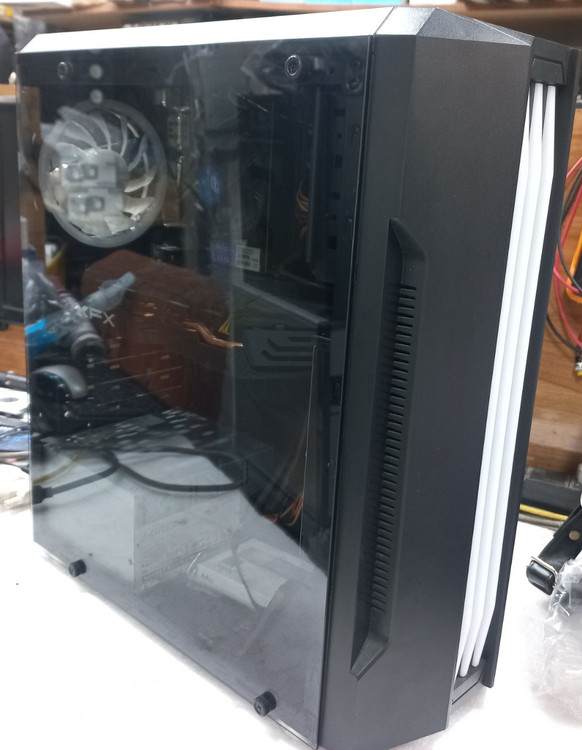 کیس کامل اورکول با طراحی شیشه ای، ایسوس H110، پردازنده Core i5 اسکای لیک، NVME 512 پرسرعت، هارد ۱ ترابایت، RX580 8GB گیمینگ