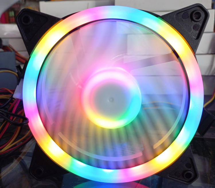 فن کیس اورکول 12 سانتی RGB، فن خنک کننده کامپیوتر با نور هفت رنگ، طراحی زیبا و چشم نواز، عملکرد سایلنت