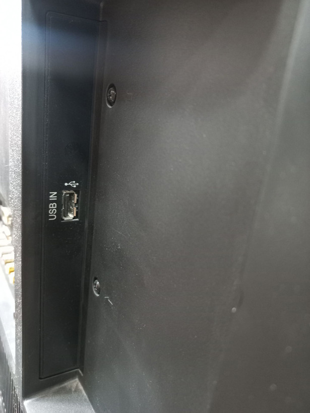 صفحه نمایش ال جی 32LH2000Ci، تلویزیون ال جی با ۲ پورت HDMI، خروجی صوتی اپتیکال، گارانتی سلامت کالا