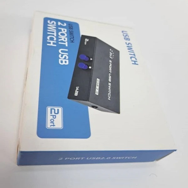 3. مدیریت آسان تجهیزات جانبی؛ بدون نیاز به جابهجایی مداوم کابل USB بین دو کامپیوتر.